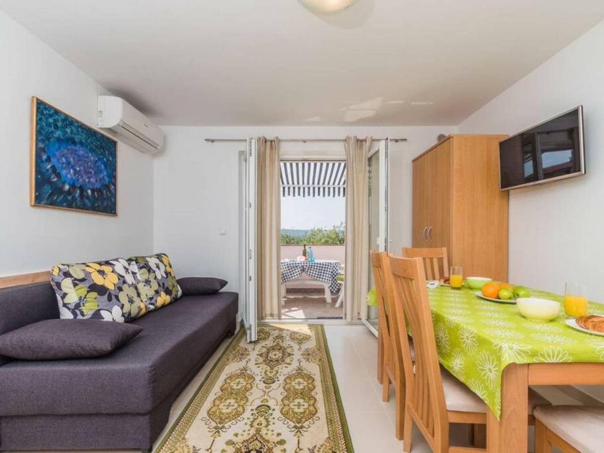 Apartment F-3 Klimno Exteriér fotografie