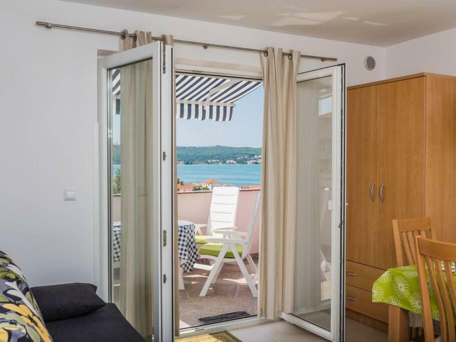 Apartment F-3 Klimno Exteriér fotografie